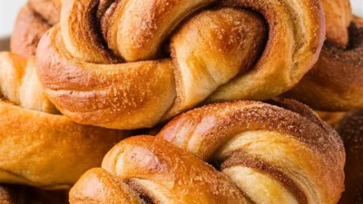 Sweet Cinnamon Twists: Bakery-Style Perfection at Home